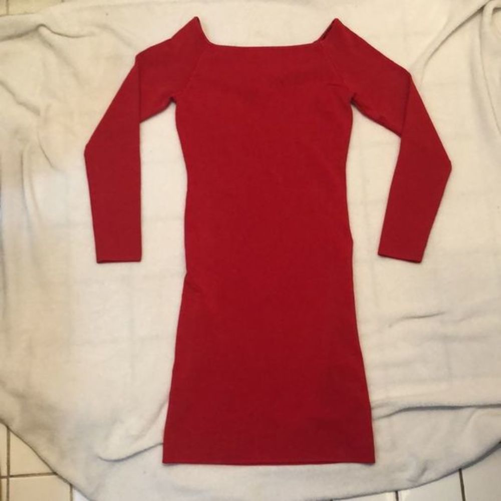 COPY - Women H&M Dress, body-con, cherry red. NWT medium